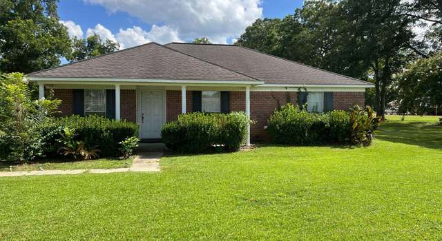 Photo of 135 Grissett St, Monroeville, AL 36460