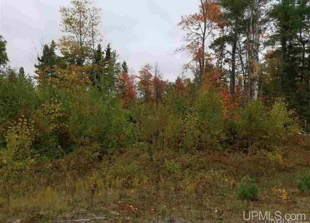Property at Unit #29 N Greenwood Dr, Ishpeming, MI 49849