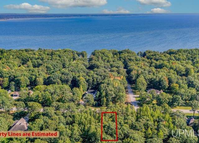Property at Lot 3 Irish Oaks Estates Tipperary Rd, Gladstone, MI 49837