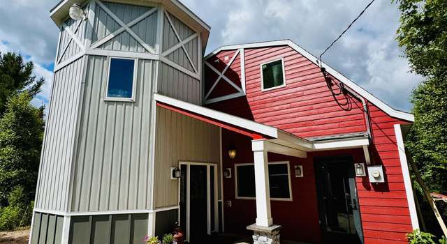 Photo of 3 Maple Rd, Negaunee, MI 49866