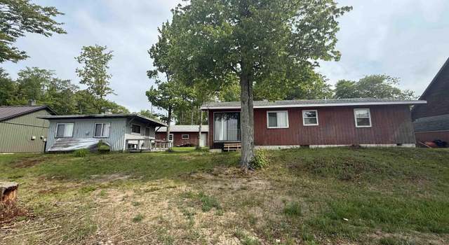 Photo of E5563 North Rd, Chatham, MI 49816