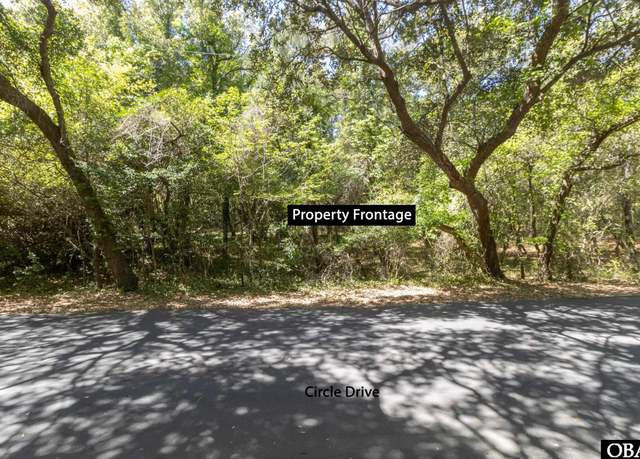 Property at 12 Circle Dr, Southern Shores, NC 27949