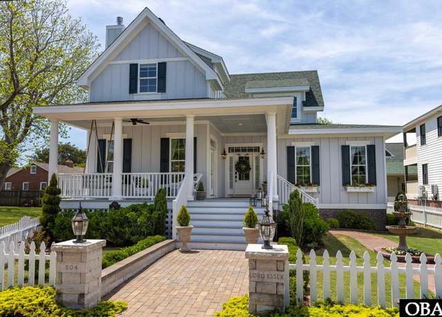 Property at 504 Lord Essex Ave, Manteo, NC 27954, 3 beds, 2.5 baths