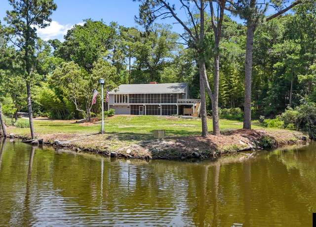 Property at 75 E Dogwood Trl Lot 1, Southern Shores, NC 27949, 4 beds, 2 baths