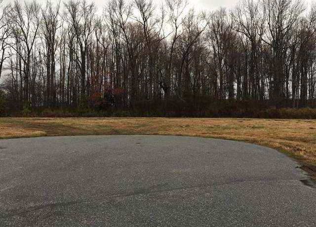 Property at 108 Northside Park Dr, Elizabeth City, NC 27909