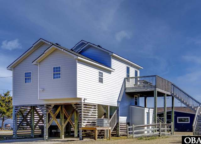 Property at 27232 Sand St, Salvo, NC 27972, 4 beds, 2 baths