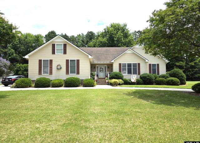 Property at 118 Golf Club Dr Lot 10, Elizabeth City, NC 27909, 3 beds, 2.5 baths