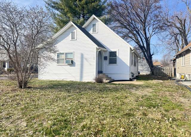 Property at 703 W Porter, Marshall, MO 65340, 2 beds, 1 bath