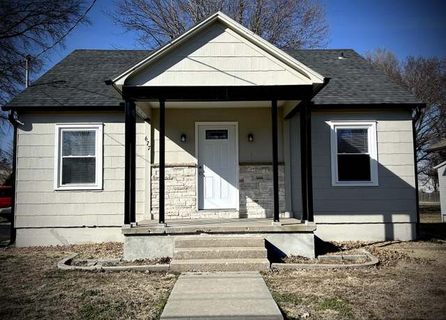 Property at 677 W Clay, Marshall, MO 65340, 3 beds, 2 baths