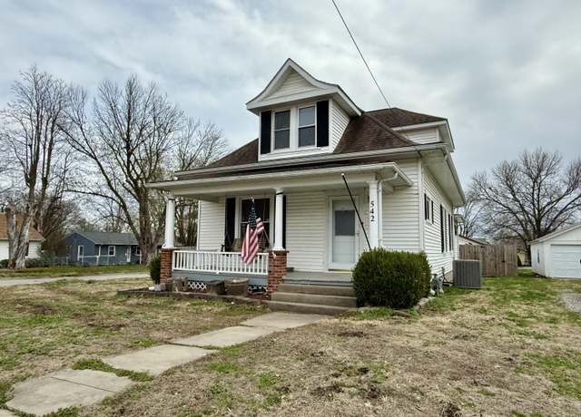 Property at 542 E Mitchell St, Marshall, MO 65340, 4 beds, 2 baths