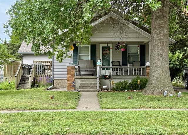 Property at 643 N English Ave, Marshall, MO 65340, 2 beds, 2 baths