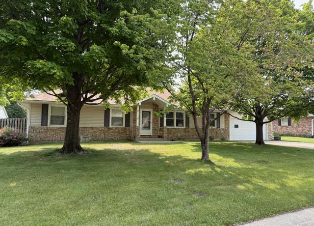 Property at 1020 S Ann Dr, Marshall, MO 65340, 3 beds, 3 baths