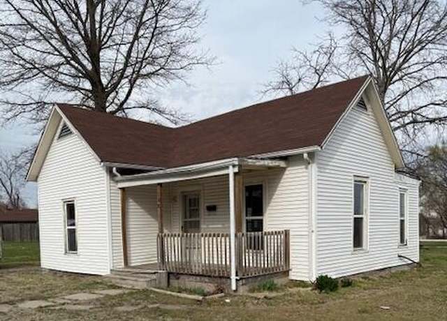 Property at 508 N Ellsworth Ave, Marshall, MO 65340, 2 beds, 1 bath
