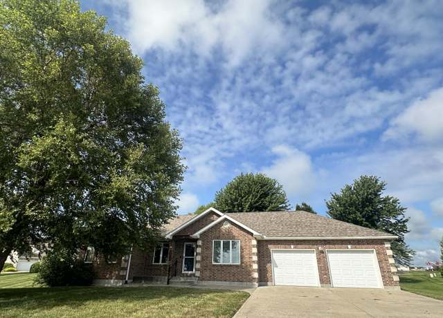 Property at 2541 Cypress Dr, Marshall, MO 65340, 3 beds, 3 baths