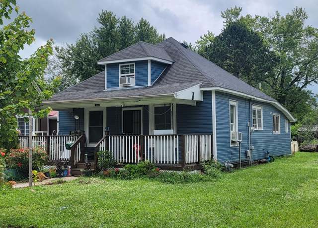 Property at 314 E Saline St, Sedalia, MO 65301, 3 beds, 1 bath