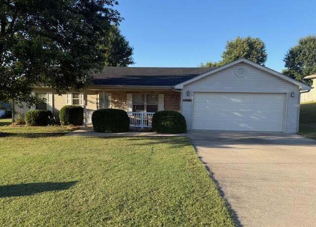 Property at 16853 Farris Cir, Boonville, MO 65233, 3 beds, 2 baths