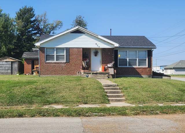 Property at 835 N Jefferson St, Marshall, MO 65340, 3 beds, 1 bath
