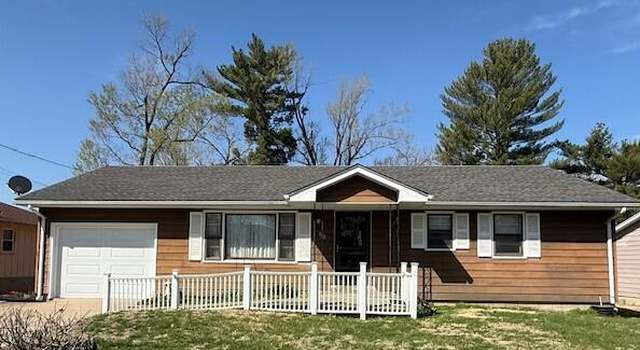 Photo of 709 S Apache Dr, Marshall, MO 65340