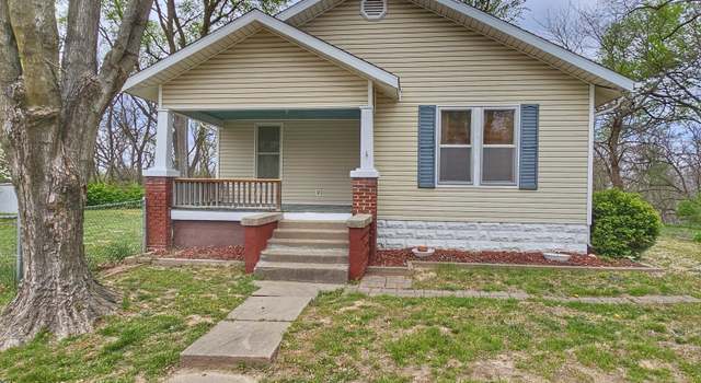 Photo of 116 E Market St, New Franklin, MO 65274