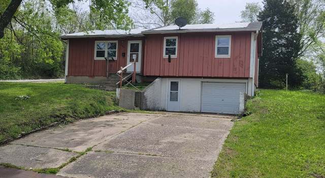 Photo of 906 E 4th St, Carrollton, MO 64633
