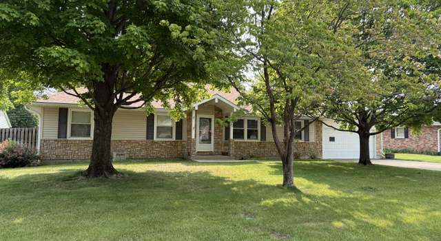 Photo of 1020 S Ann Dr, Marshall, MO 65340