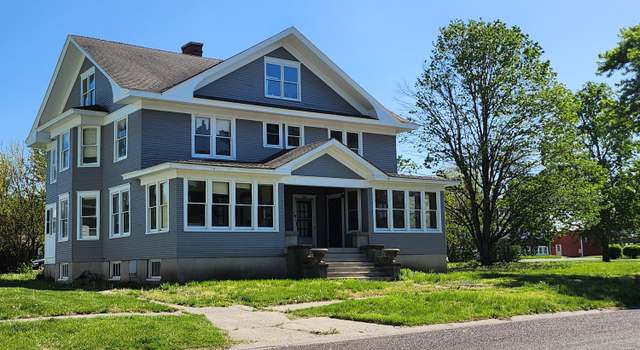 Photo of 217 & 219 W Emma St, Slater, MO 65349