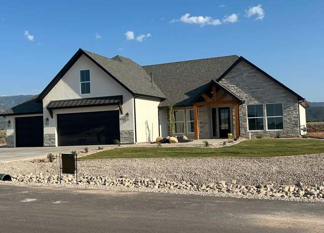 Property at 4367 W 1900 S, Cedar City, UT 84720, 5 beds, 3 baths
