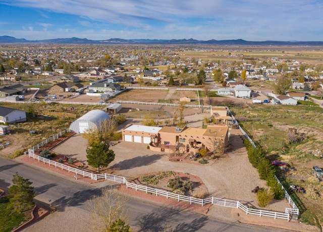 Property at 4865 N Horseshoe Dr, Enoch, UT 84721, 5 beds, 2.5 baths