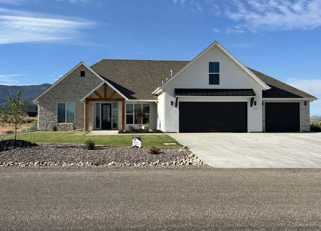 Property at 4203 W 1800 S, Cedar City, UT 84720, 5 beds, 3 baths