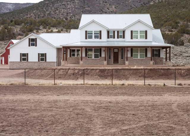Property at 3100 W Old #120, Enterprise, UT 84725, 9 beds, 8 baths