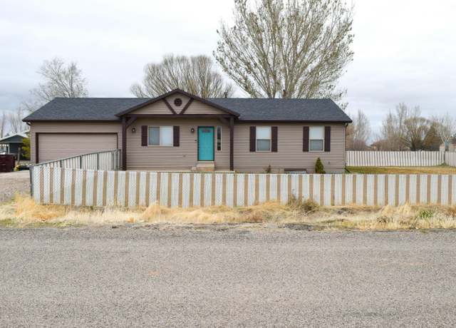 Property at 2822 W 5300 N, Cedar City, UT 84721, 5 beds, 2 baths