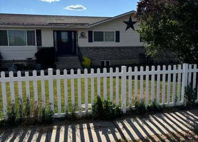 Property at 418 S Main St, Panguitch, UT 84759, 3 beds, 2 baths