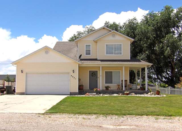 Property at 4951 N Mule Train Dr, Enoch, UT 84721, 5 beds, 2.5 baths