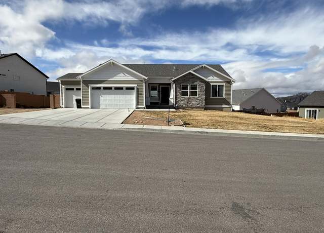 Property at 3563 W Foundation Trl, Cedar City, UT 84720, 3 beds, 2.5 baths
