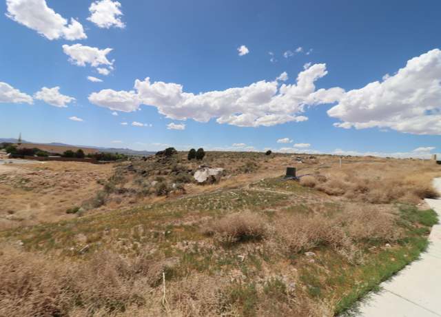 Property at 5267 N Pinnacle Dr Lot 8, Enoch, UT 84721