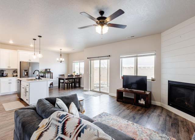 Property at 3084 W Hemlock Ln #1 Ln, Cedar City, UT 84721, 3 beds, 2.5 baths