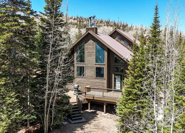 Property at 427 W Bluebell Ct, Brian Head, UT 84719, 3 beds, 3.5 baths
