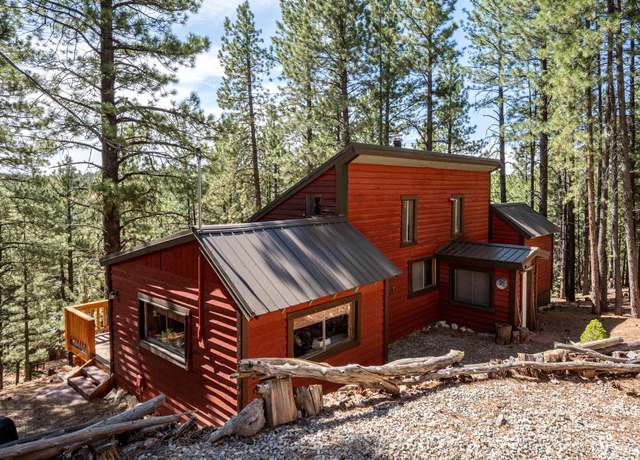 Property at 1660 E Centurion Cir, Duck Creek Village, UT 84762, 3 beds, 1 bath