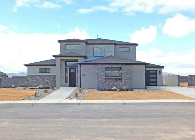 Property at 1029 N Olesia St, Cedar City, UT 84721, 4 beds, 2.5 baths