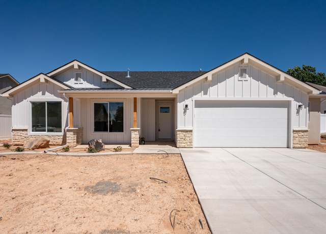 Property at 4838 N 10 E, Enoch, UT 84721, 3 beds, 2 baths