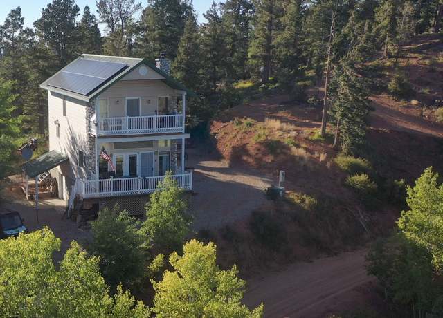 Property at 678 W Ski View Dr, Brian Head, UT 84719, 5 beds, 3 baths