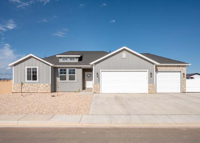 Property at 4527 N 2600 W, Cedar City, UT 84721, 3 beds, 2 baths