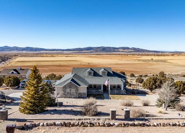 Property at 758 S Panorama Dr, Cedar City, UT 84720, 7 beds, 4 baths