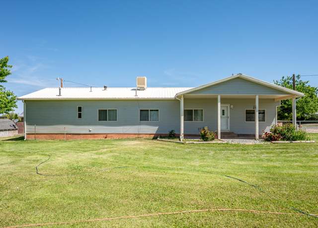 Property at 315 N 500 W, Parowan, UT 84761, 3 beds, 2 baths