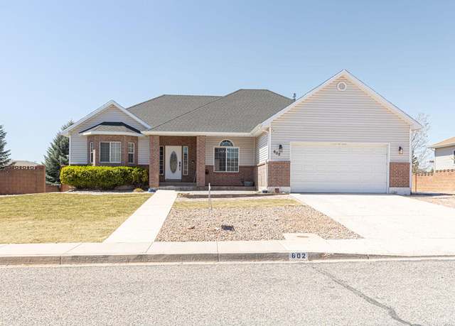 Property at 602 W Legacy Park Ave, Cedar City, UT 84720, 5 beds, 3 baths
