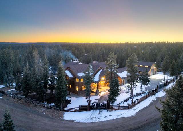 Property at 1460 E Mossberg Rd, Duck Creek Village, UT 84762, 7 beds, 8.5 baths