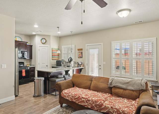 Property at 234 E 3025 N, Cedar City, UT 84721, 3 beds, 2.5 baths