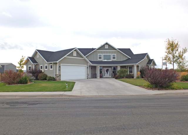 Property at 4785 N 2525 W, Cedar City, UT 84721, 4 beds, 4 baths