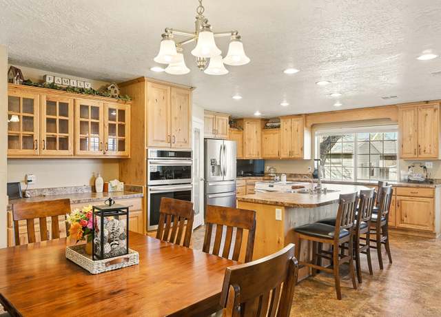 Property at 385 N 1500 W, Cedar City, UT 84721, 4 beds, 2.5 baths