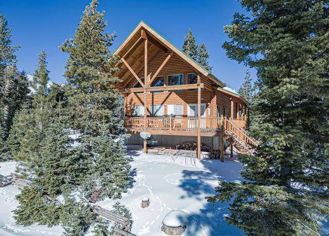 Property at 150 E Rim Rd, Duck Creek Village, UT 84762, 4 beds, 3.5 baths